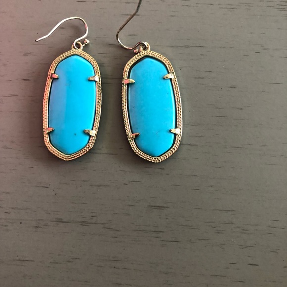 Kendra Scott Elle turquoise earrings - Picture 2 of 2